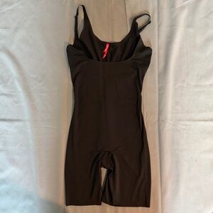 SPANX Thinstincts 2.0 Open Bust Mid Thigh Black Shaper Bodysuit Size M